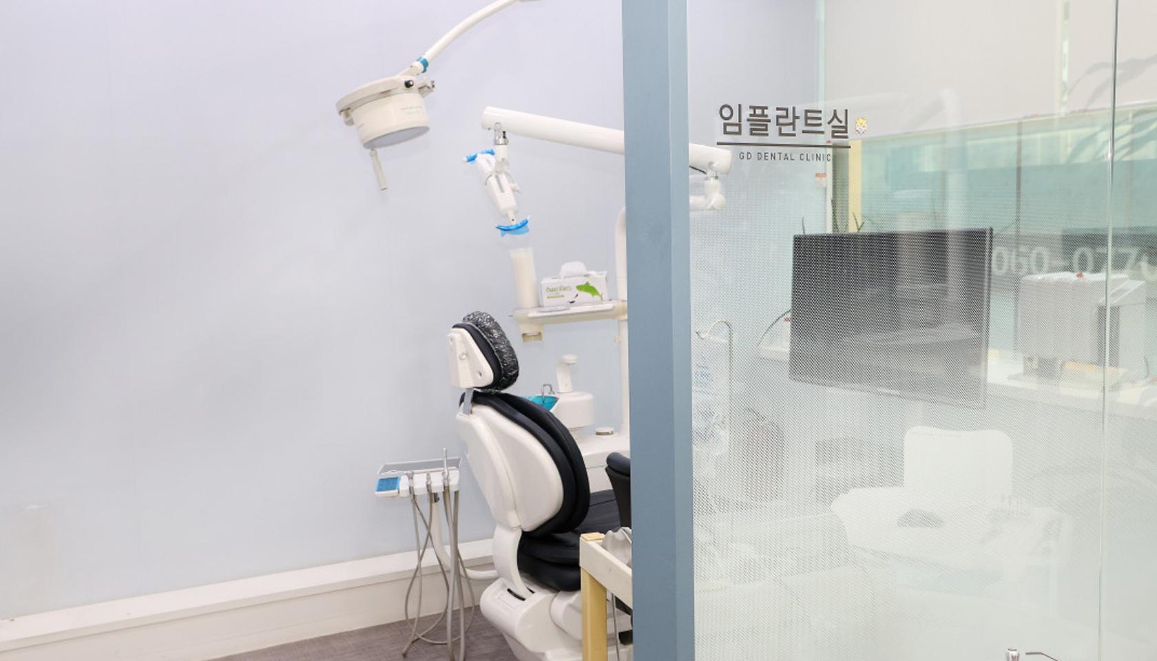더스퀘어치과 | 광화문 최대 규모 시설 첨단 디지털 장비 - 책임 진료 보증제 및 정품 인증서